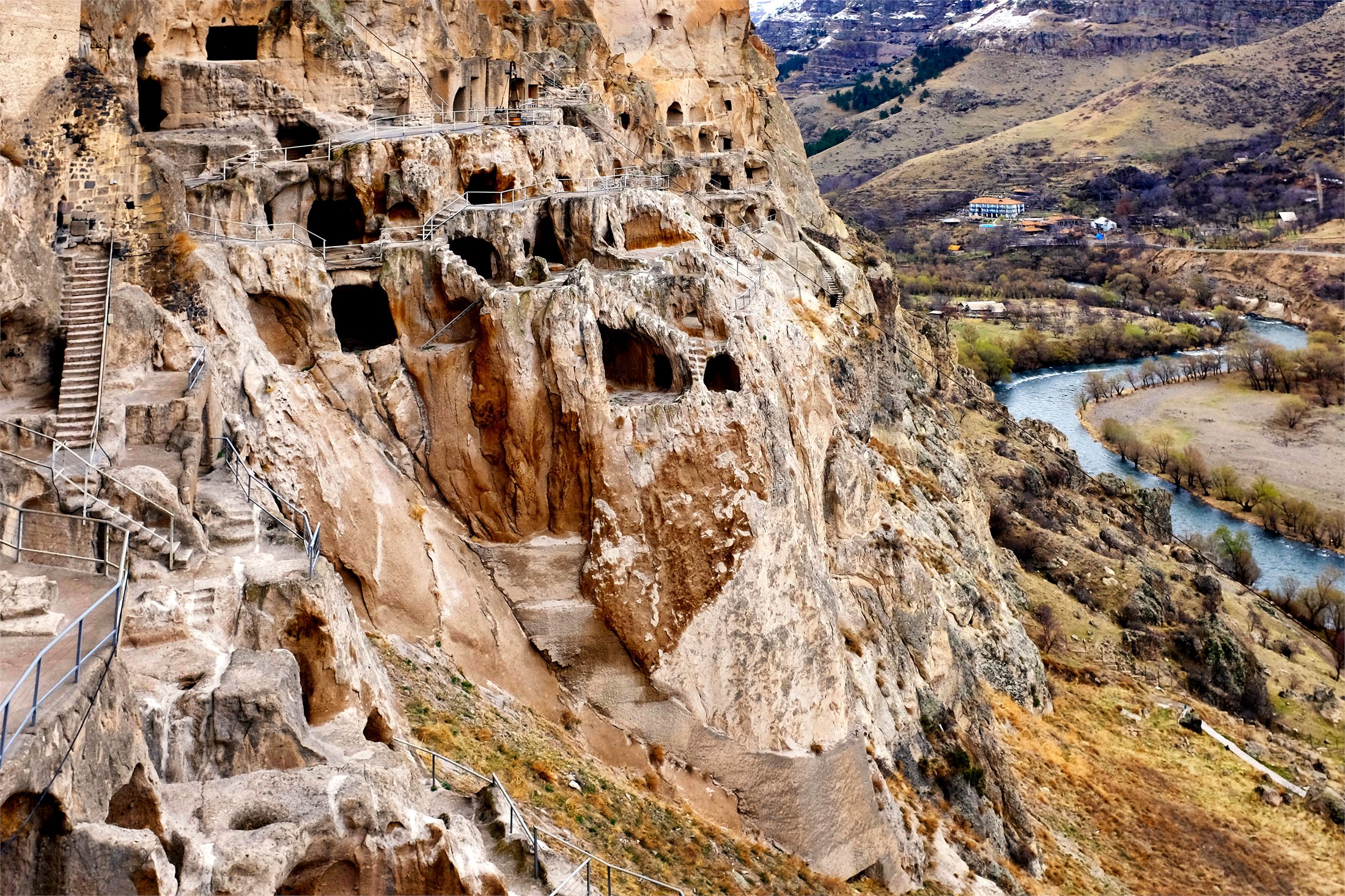 Vardzia cave monastery